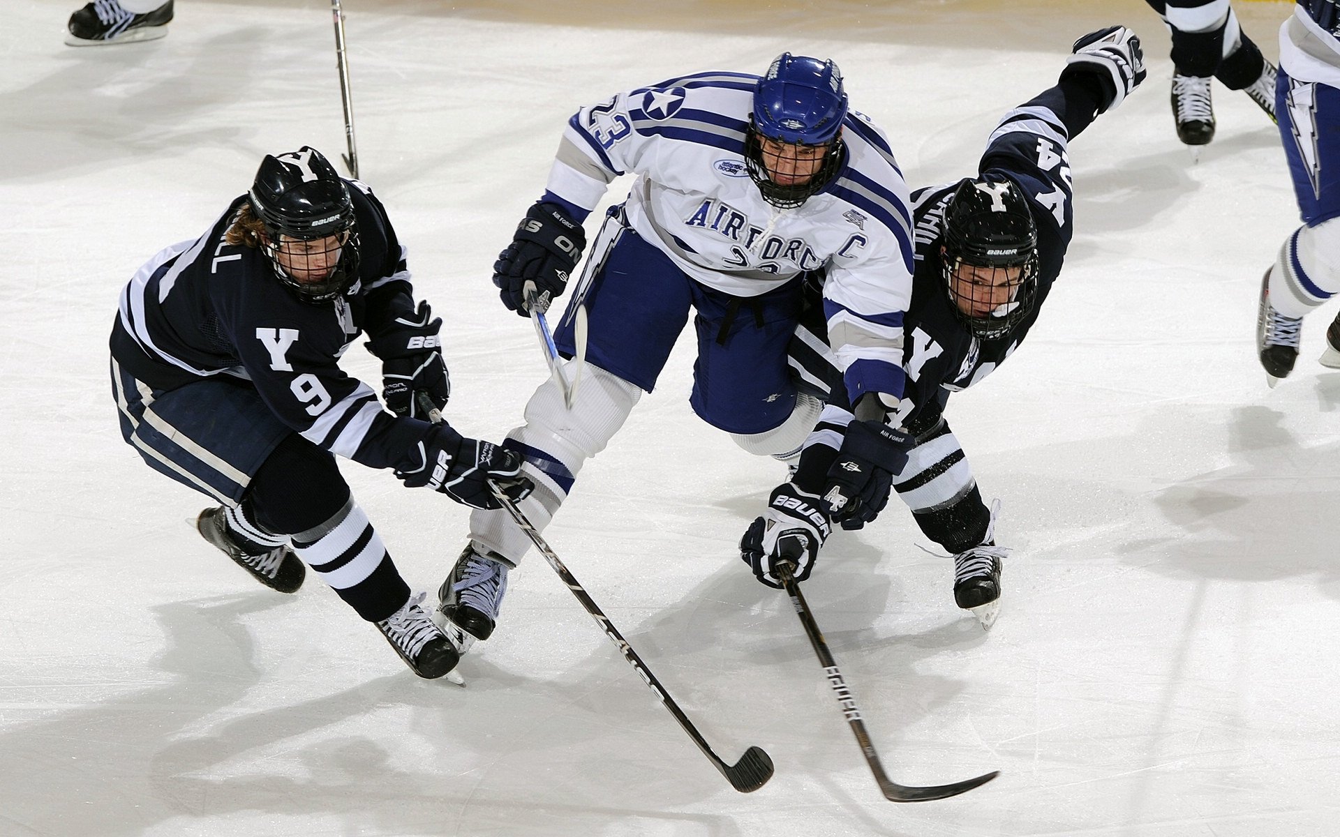 广东队封锁独行侠，当东方铁壁遇上西方孤星，布伦森在欧冠决赛完成终极进化